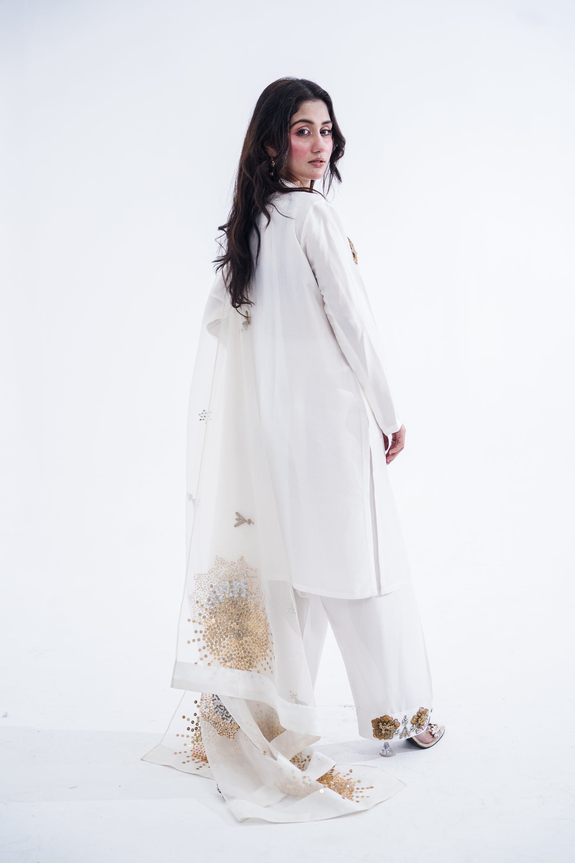 Aura - Iman Rashid