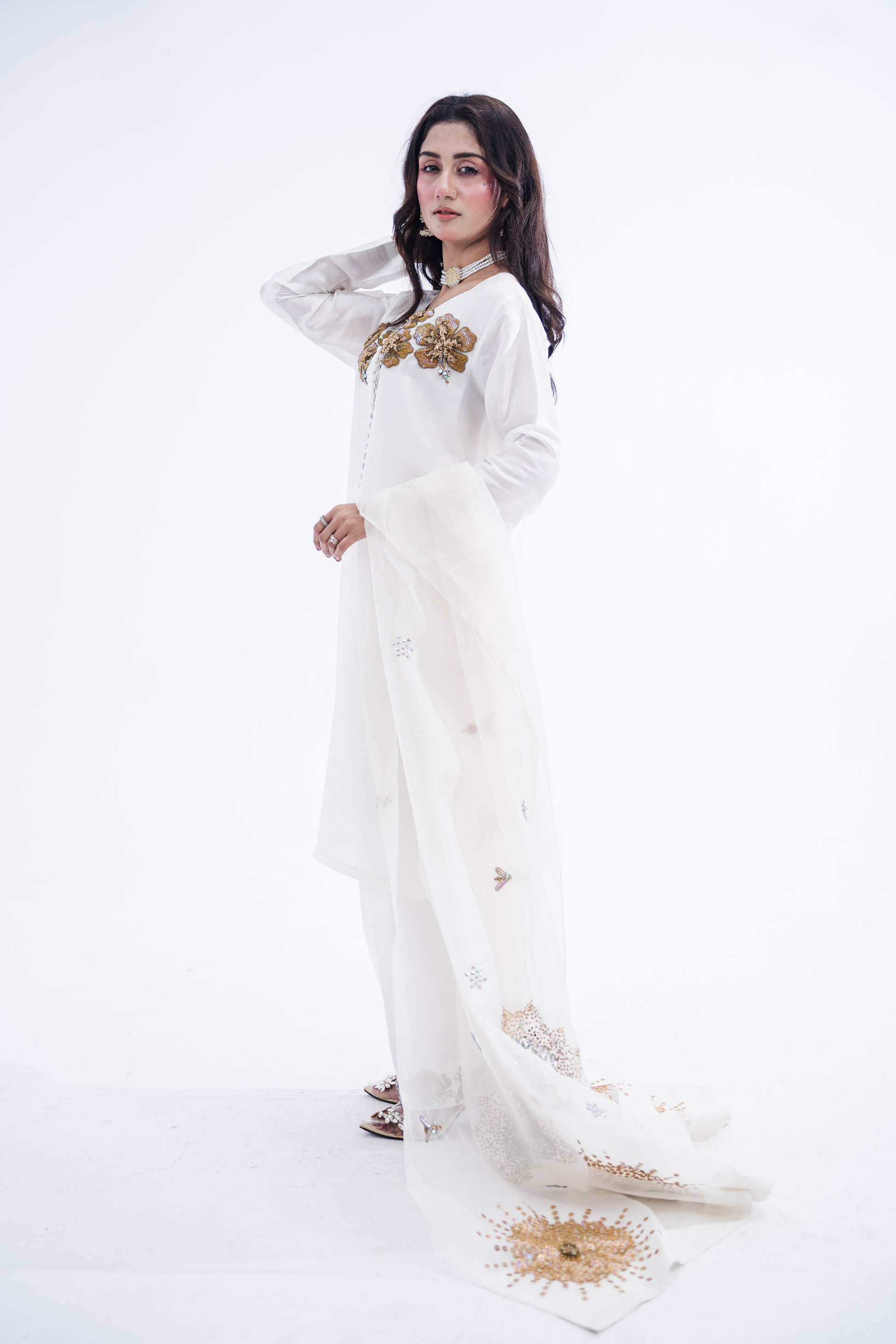 Aura - Iman Rashid